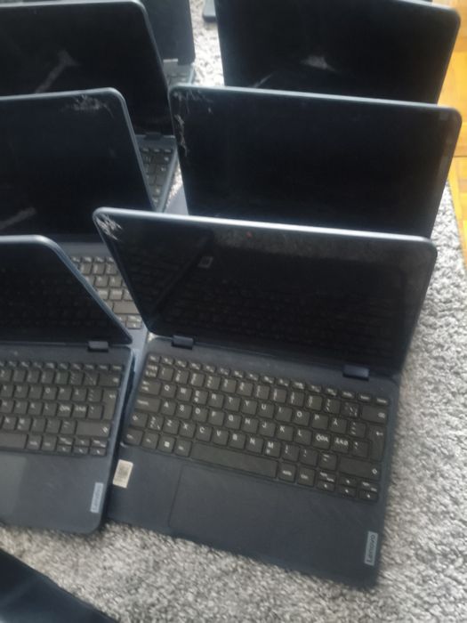 Laptopy 2w1 sprawne płyty i baterie 8gb ram Lenovo 500w Gen3 i inne