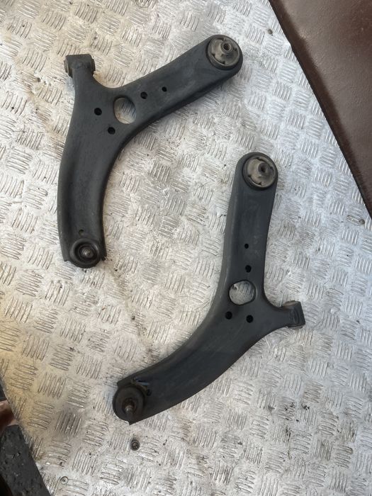 Передний рычаг Киа рио 12 год kia rio 3