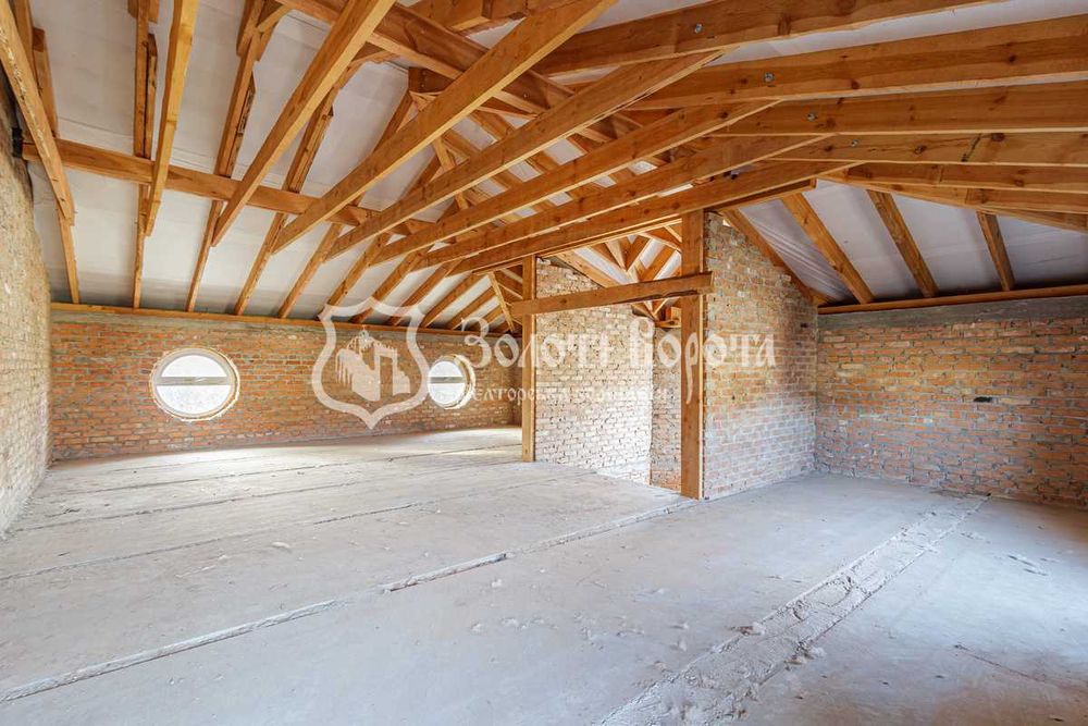 Дуплекс, 3пов. Під ремонт. село Підгірці, Обухівський район