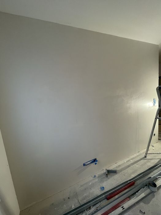Wykonczenia/Remonty kompleksowo/Szpachlowanie/Malowanie natryskowe