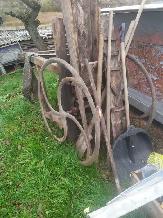 Продам січкарню  в робочому стані.