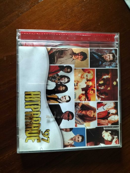 CD Hitparade 97 em ótimo estado