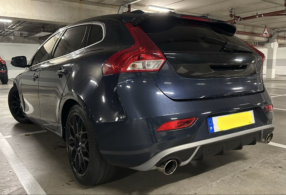 Volvo V40 R-Design D4 2.0 190cv D4 Full-Extras
