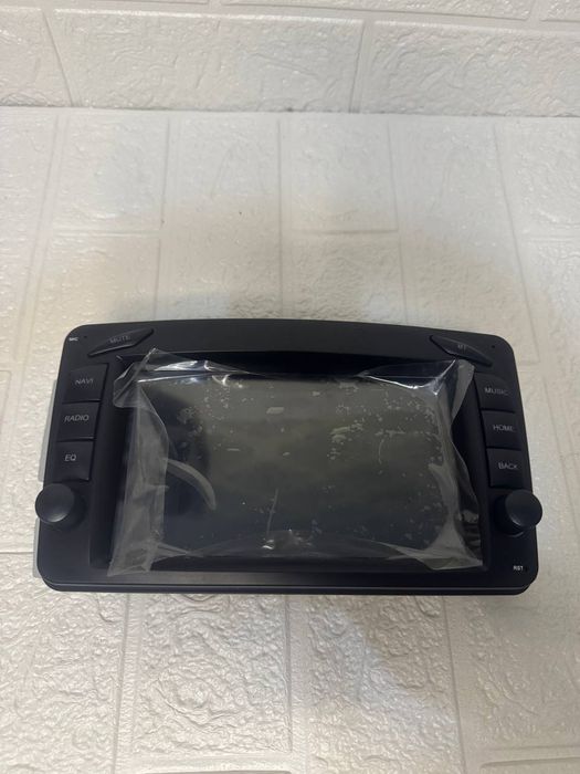 автомобільна магнітола на Android для Mercedes-Benz C-класу W203.