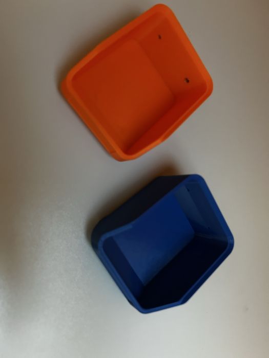 Segregatory/pojemniki na srubki/male czesci