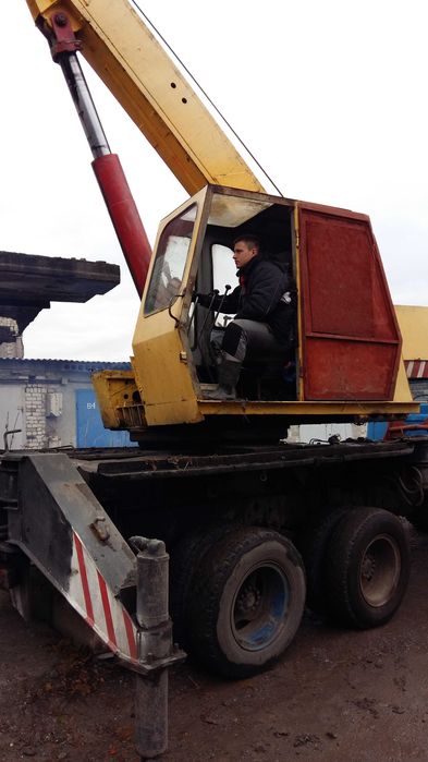 Автокран 25т 50т 100т Екскаватор Вишка трал Оренда Пуслуги Спецтехніки