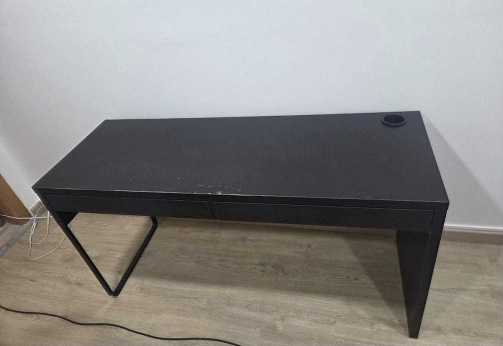 Secretaria MICKE Ikea preta