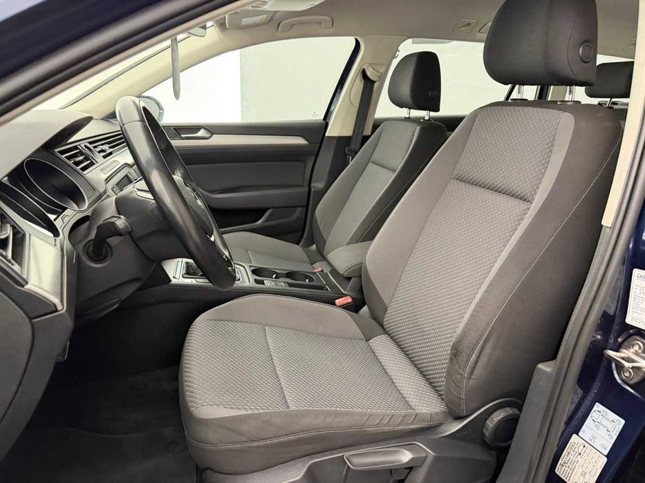 VOLKSWAGEN PASSAT VARIANT 1.6TDI TRENDLINE