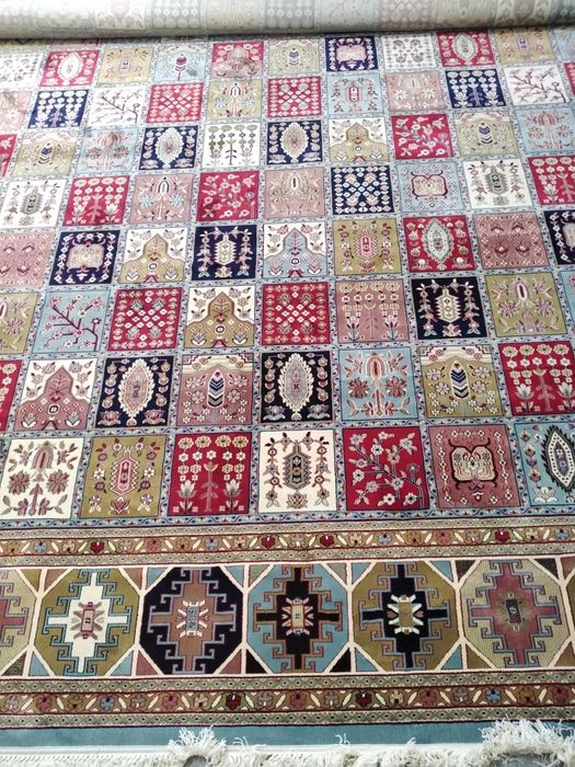 Ковер faridah, Бельгия новый синтетический шёлк, 2.80 на3. 80