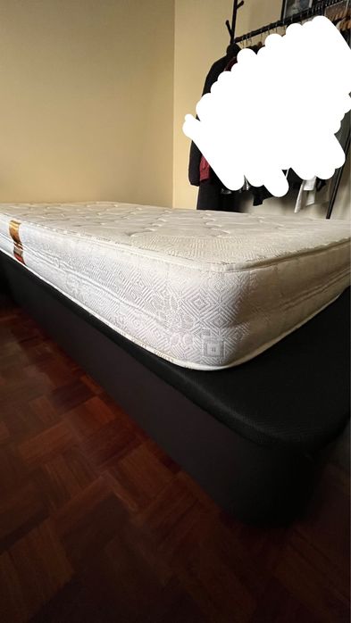 Cama sommier de solteiro Ikea
