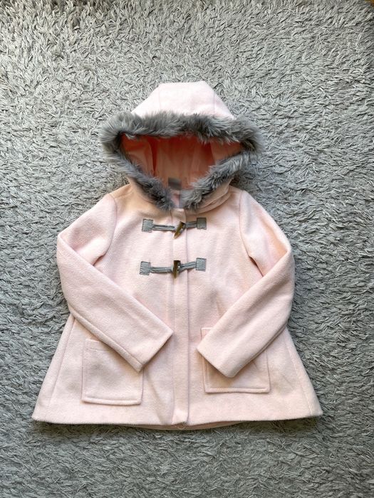 Пальто на дівчинку 3-4 роки