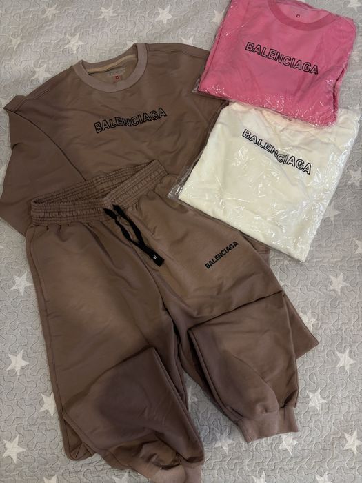 Спортівние  костюми