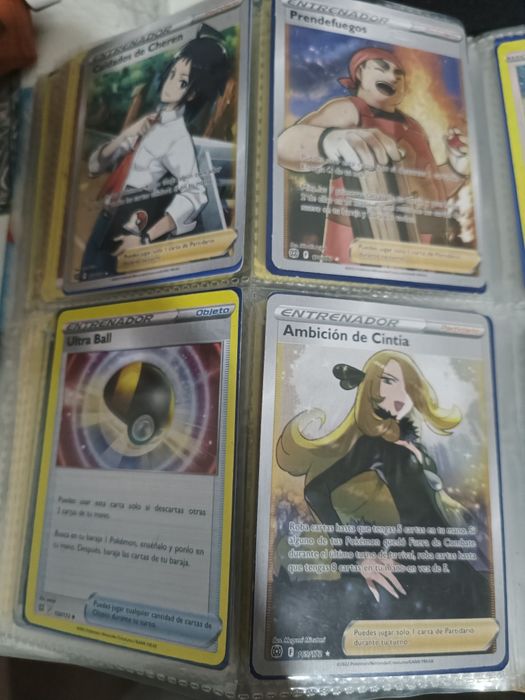 Cartas Pokémon em ótimo estado