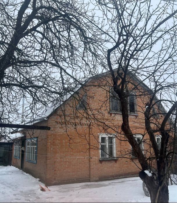 Добротний будинок в Розсошенцях