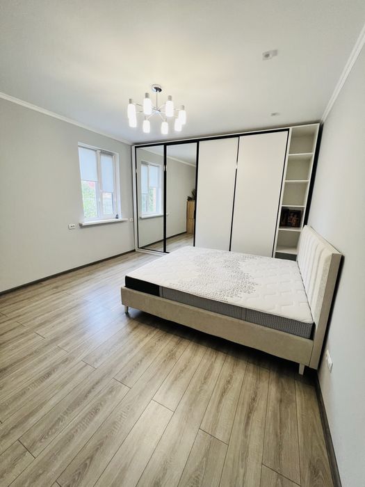 ТЕРМІНОВО!!!Продається розкішний будинок в с.Карашина,Черкаська обл, м.Корсунь-Шевченківський 4км