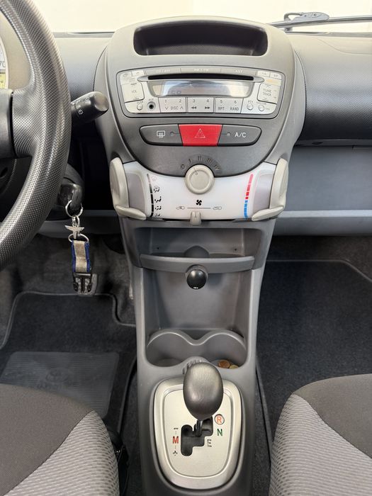 Toyota Aygo 1.0cc c/ac caixa automatica