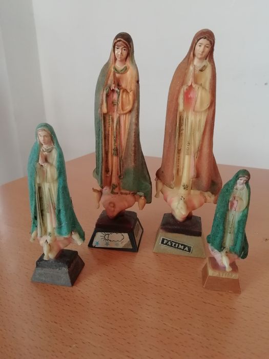 Conjunto de figuras de N. Sra. de Fátima.