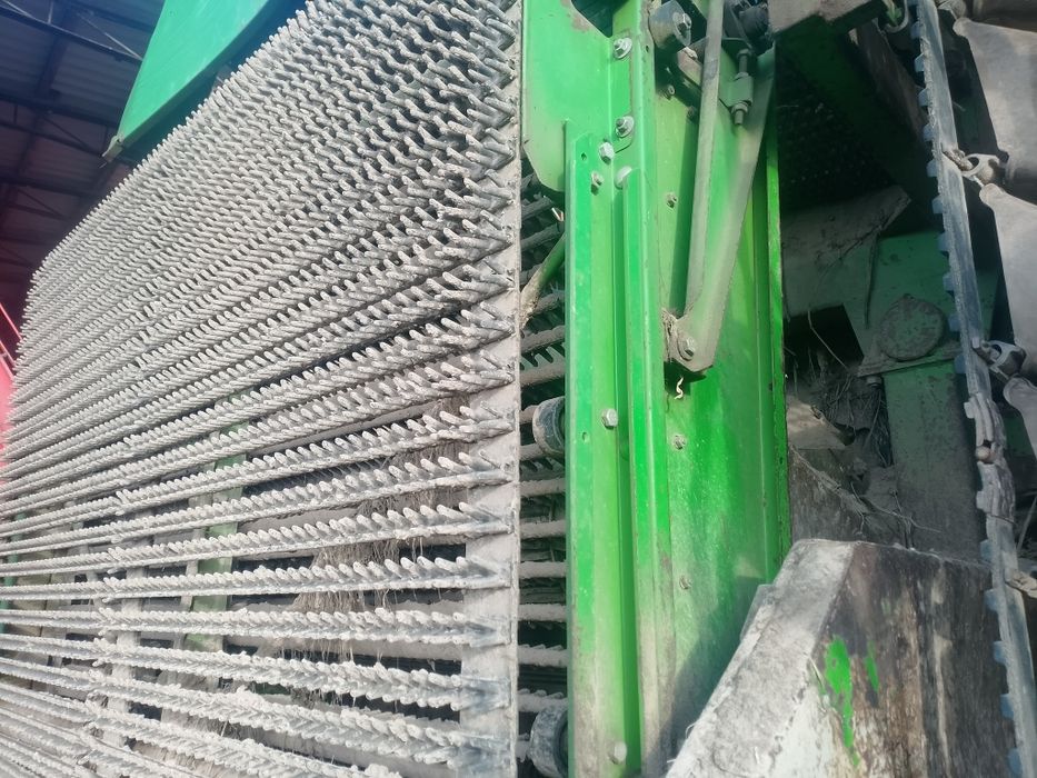 Kombajn dwurzędowy wuhlmaus 2733 Grimme Dr AVR nie Ropa ziemniaczany