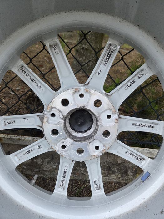 ALU 17 BMW Opony Bridgestone Lato 23Rok