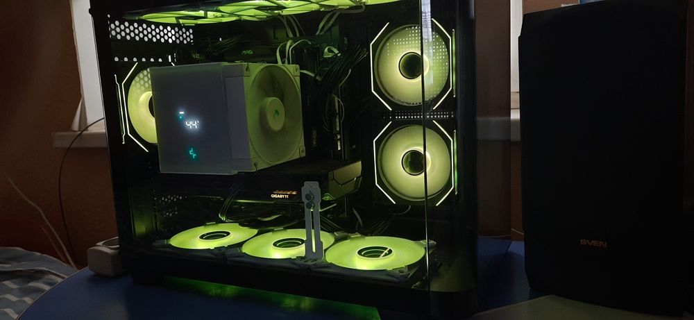 Продам пк ryzen 5 7500f/rx 9060xt 32gb ddr5