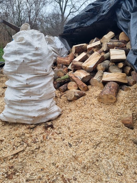 Drewno opałowe worki