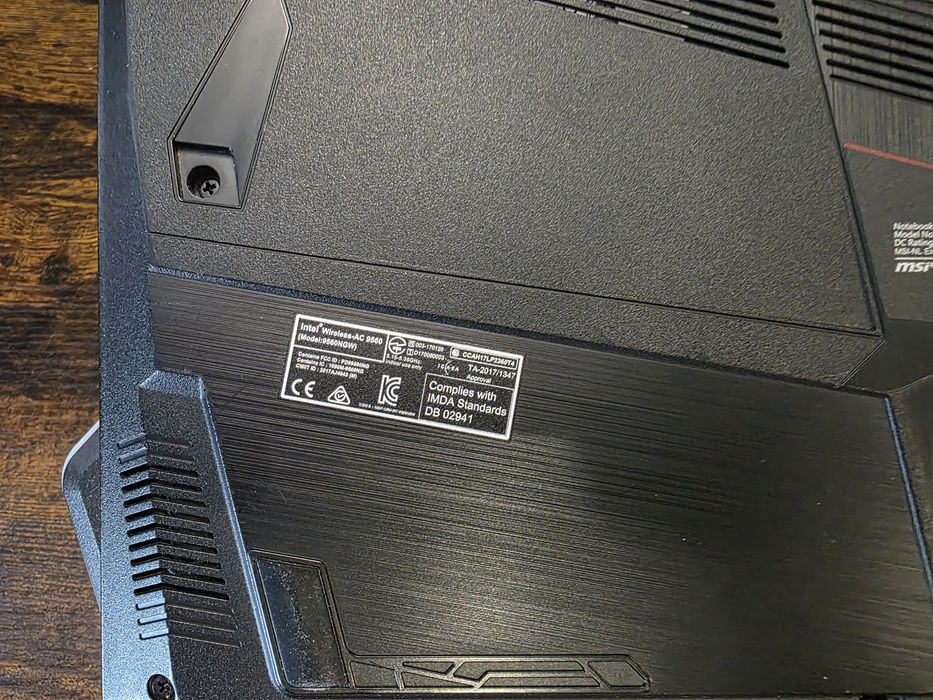 Laptop MSI GF75 Thin 9SC i7 8GB / 1TB