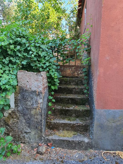 Vendo Casa em Pucariço - Proença-a-Nova, Distrito de Castelo Branco