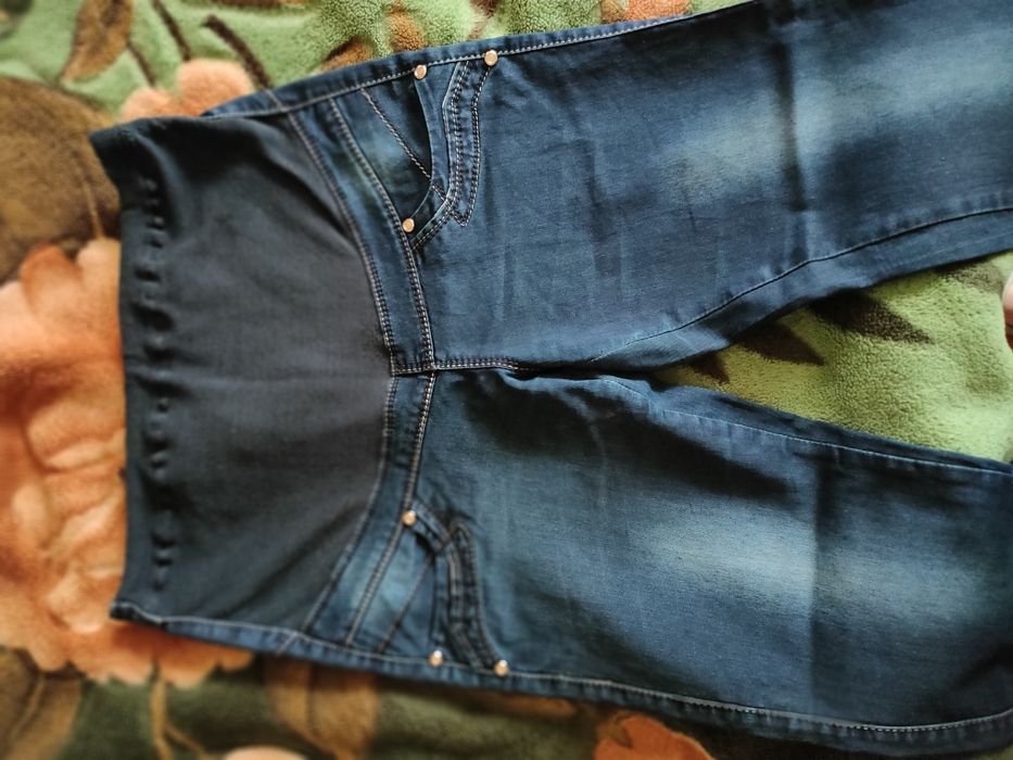 Джинсы на весну, осень. Р-р 31.