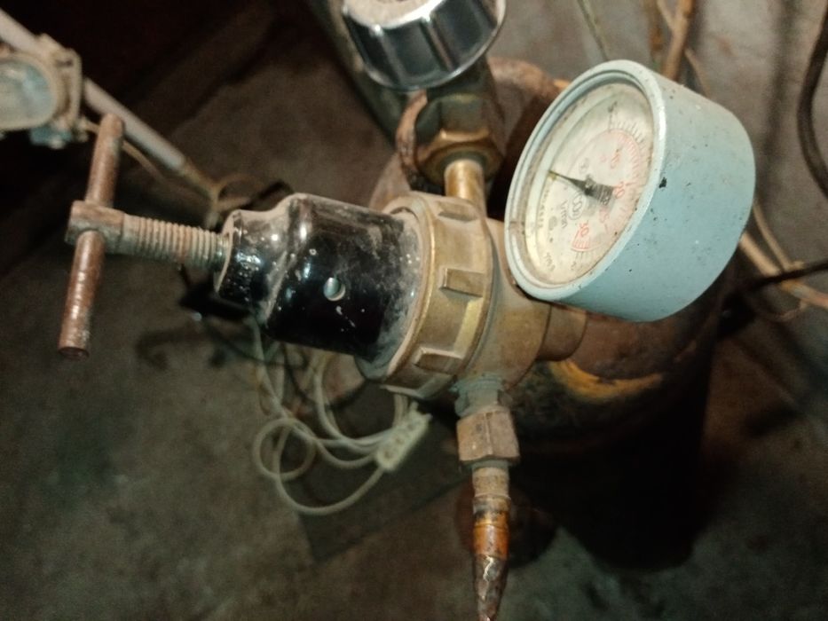 Редуктор углекислотный