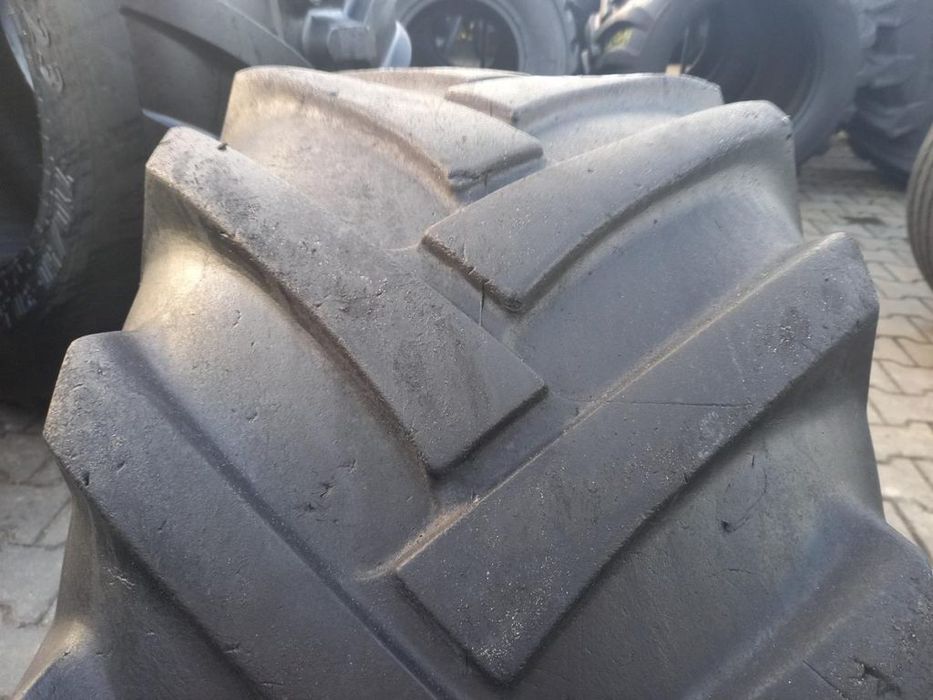 Opona używana rolnicza 15.0/55-17 15.0/55R17 BKT IMPLEMENT 200zł W4698