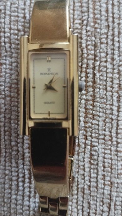 Продам часы Romanson