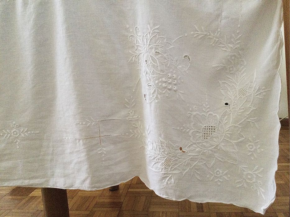 Toalha bordado rico