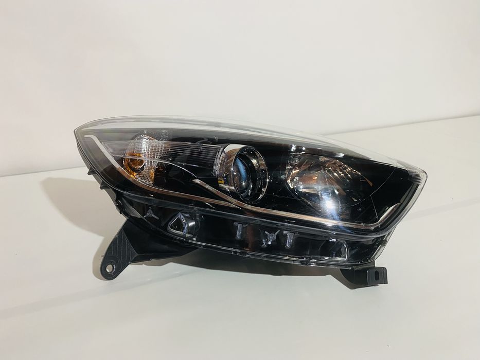Ótica Direita Renault Captur I Como Nova