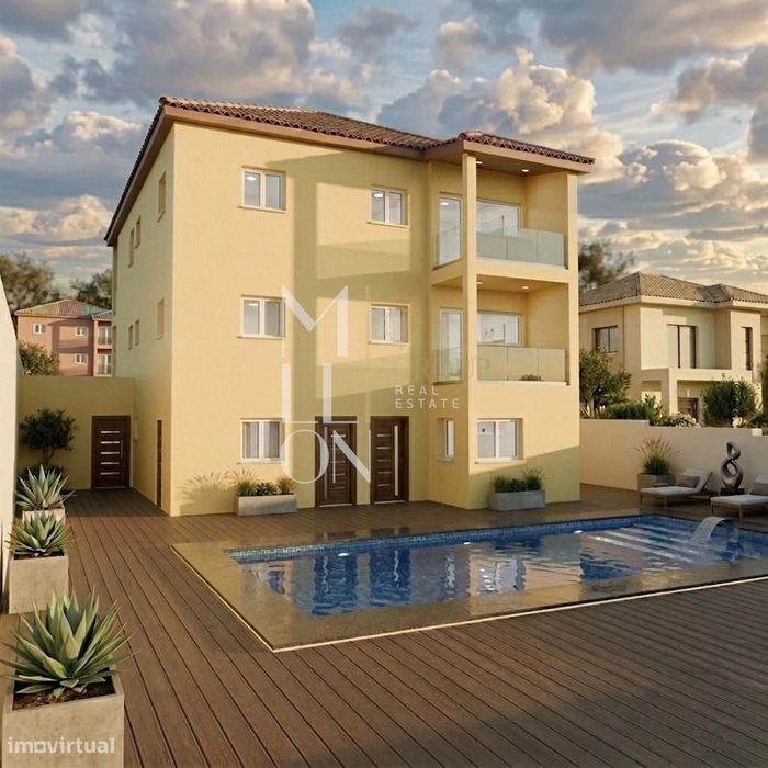 Empreendimento exclusivo em condomínio fechado com apenas 7 apartament