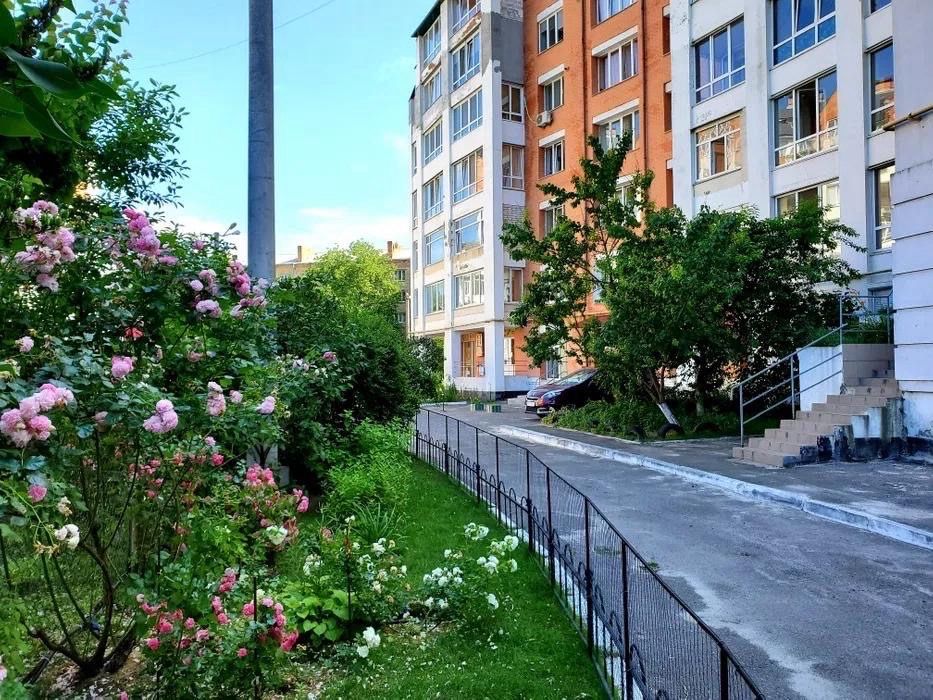 Продам 3к Шкільна 22а Петропавлівська Борщагівкa та  гараж