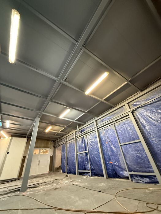 Malowanie hal , obiektow przemyslowych,szpachlowanie ,mycie paneli