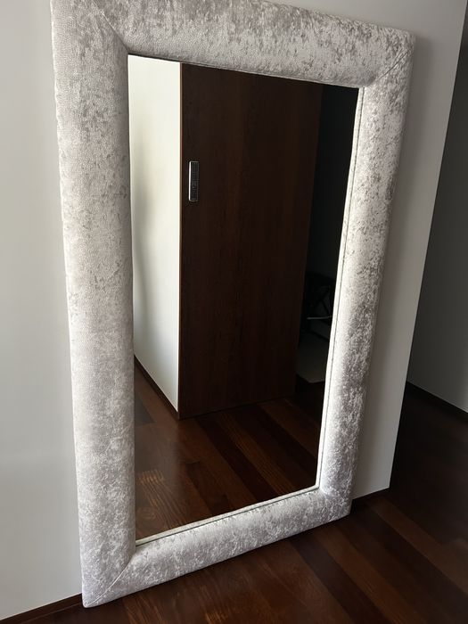 Vendo espelho Forrado novo