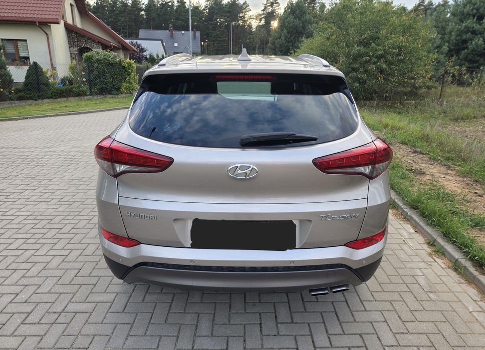 ***Rezerwacja***Hyundai Tucson 2.0 136km Kamera Keyless Nawigacja