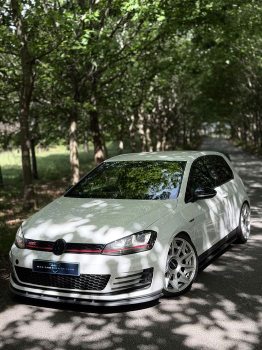 VW Golf GTI Performance BlueMotion DSG