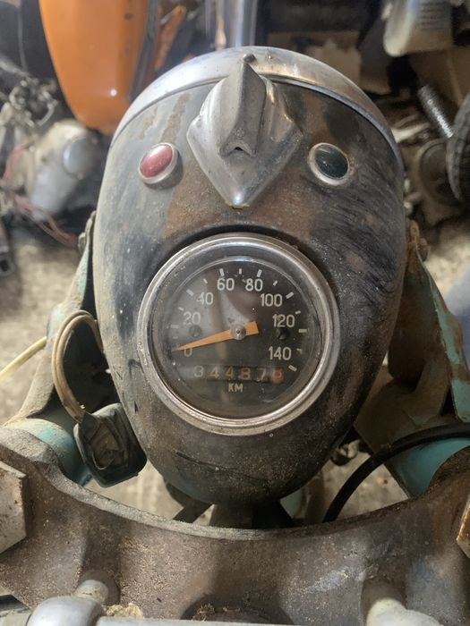 Цеп зчепленя новий,колеса ,мотор мінськ,приборка ,фари