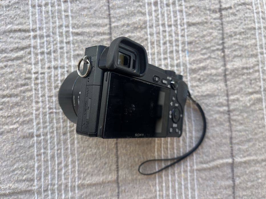 Sony a6300 em bom estado