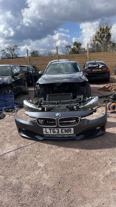 Установочна панель bmw F10 F11 телевізор  утсановочна бмв E90 E70