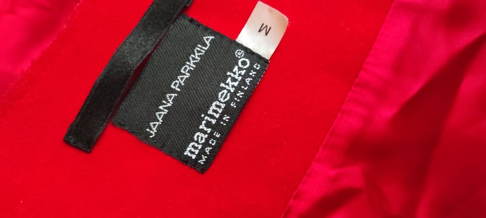 Piękny czerwony płaszcz oversize Jaana Parkkila Marimekko Wełna
