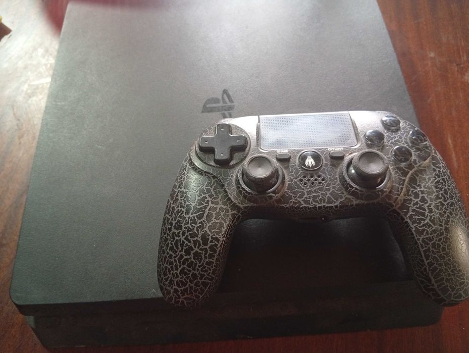 Ps4 Slim como nova