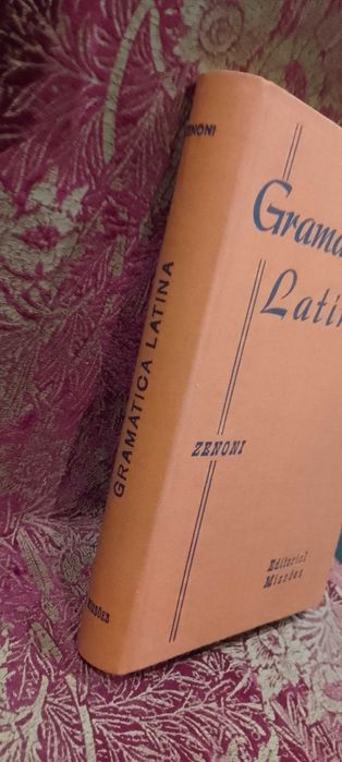 Gramática Latina 1961 Reservado