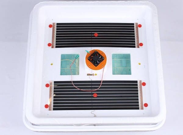 Інкубатор на 120 яєць