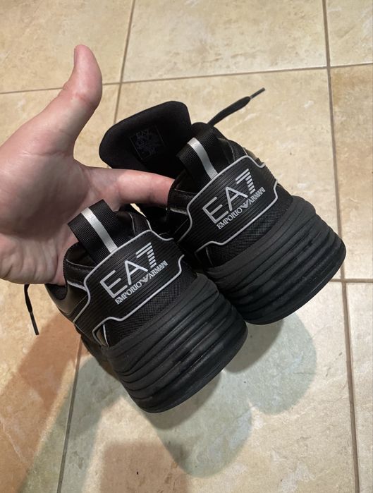 Кросівки Armani. 44