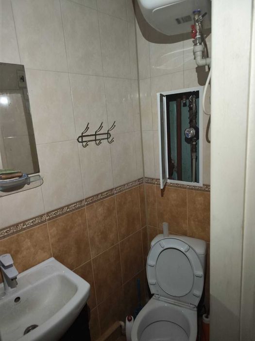 здам 1 кімн кв Ліски,1\9 цегла,ремонт,великий балкон,поруч ліс