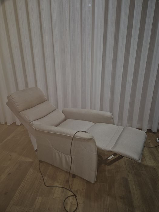 Poltrona cadeirão relax geriatrico eléctrico