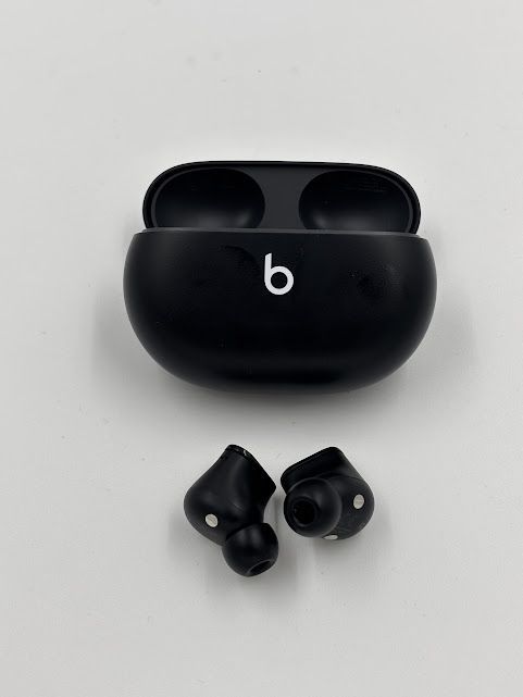 outlet słuchawki bezprzewodowe dokanałowe beats studio buds bluetooth